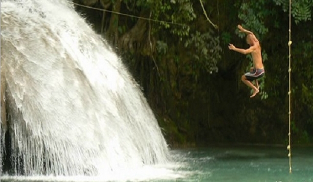 Diversion en las cascadas